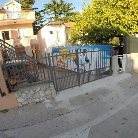 Gostinjska kuća Kristinka 3*