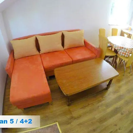 Gostinjska kuća Kristinka 3*